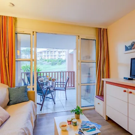 Apartment Village Cap Esterel - L'esquinade-101 By Interhome